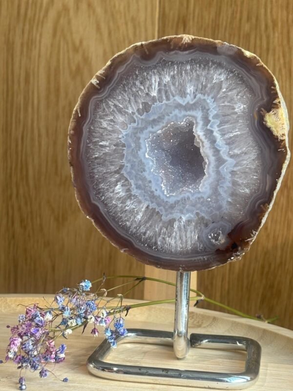 Geoada Àgata en peana 3 Geoda de Ágata en Peana